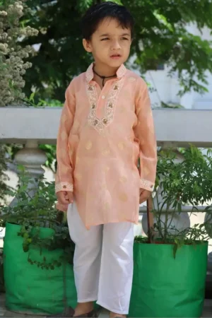 Boys Ethnic Motifs Regular Sequinned Kurta with Pyjamas