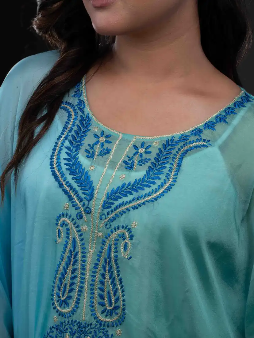 Embellished Embroidered Batwing Sleeve Kaftan Dress - Image 2